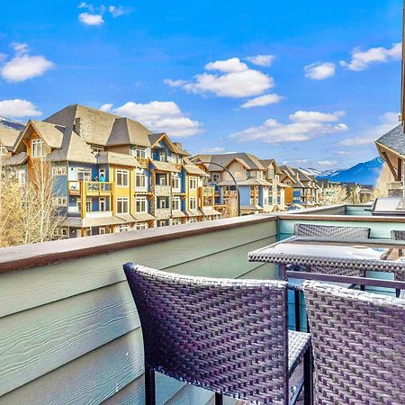 Canmore Mountain View Loft Apartment Heated Outdoor Pool Luaran gambar